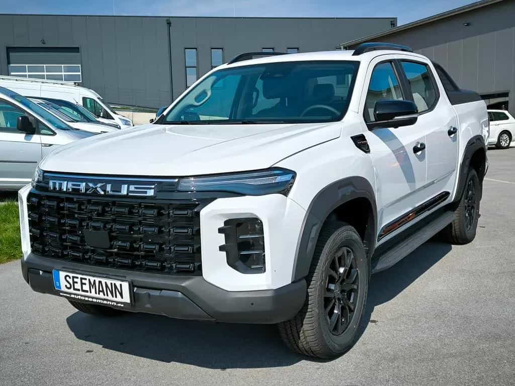 Maxus T60 MAX Luxury 4x4*LED*Leder*360°*AHK3,5to null-photo-1