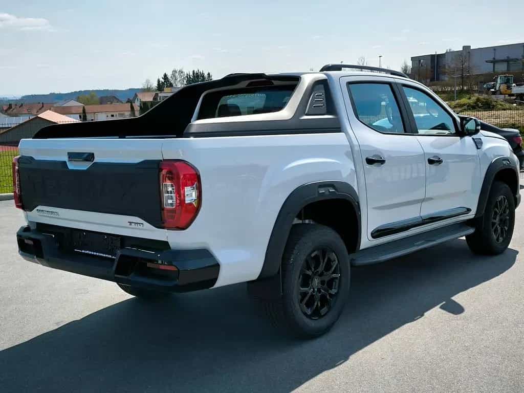 Maxus T60 MAX Luxury 4x4*LED*Leder*360°*AHK3,5to null-photo-2