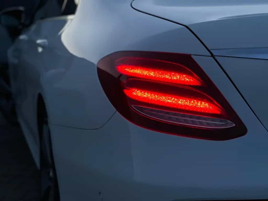 Mercedes-Benz E-Class 200 Limousine/AMG-Line/Automatik/AHK/19"LM 08/2016-photo-10
