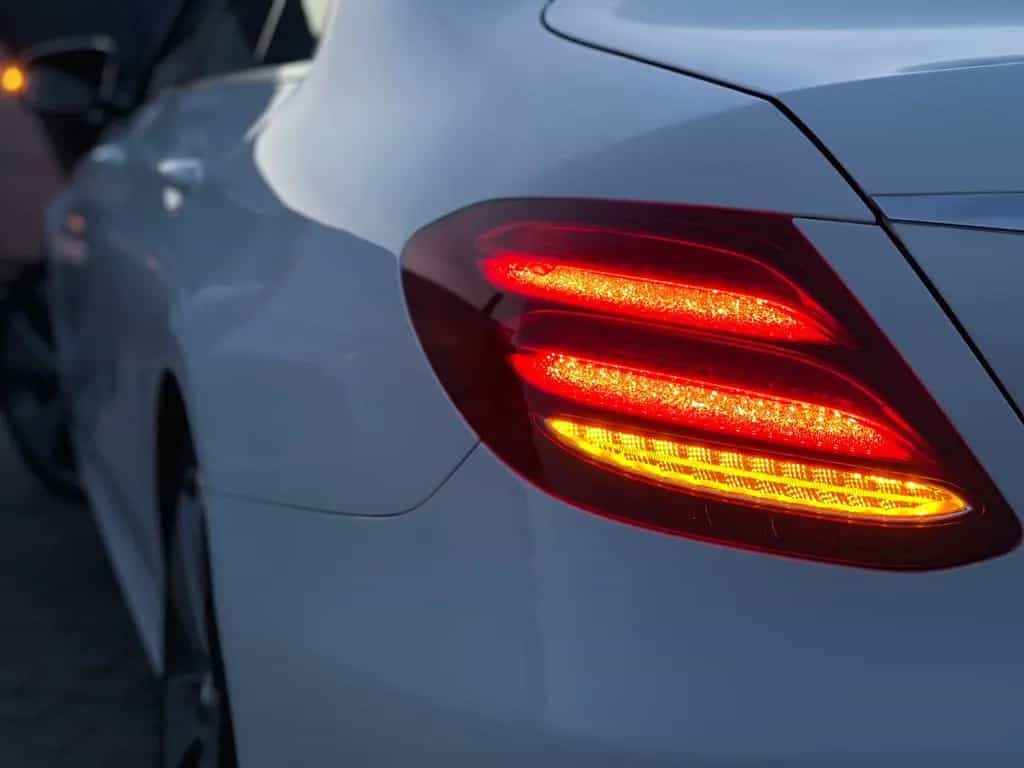 Mercedes-Benz E-Class 200 Limousine/AMG-Line/Automatik/AHK/19"LM 08/2016-photo-11