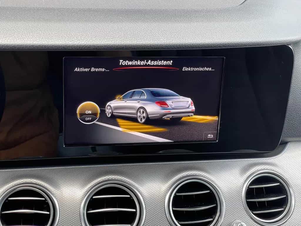 Mercedes-Benz E-Class 200 Limousine/AMG-Line/Automatik/AHK/19"LM 08/2016-photo-25