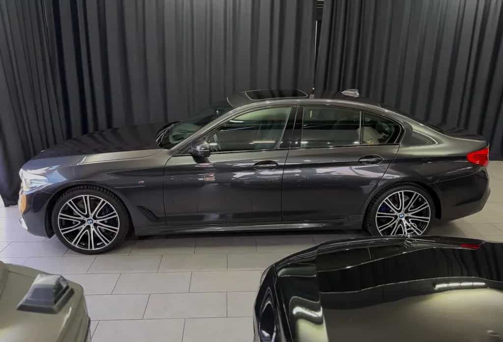 BMW 5 Series 530i Lim xDrive M SPORT|HEAD-UP|360"|NAVI| 12/2019-photo-0