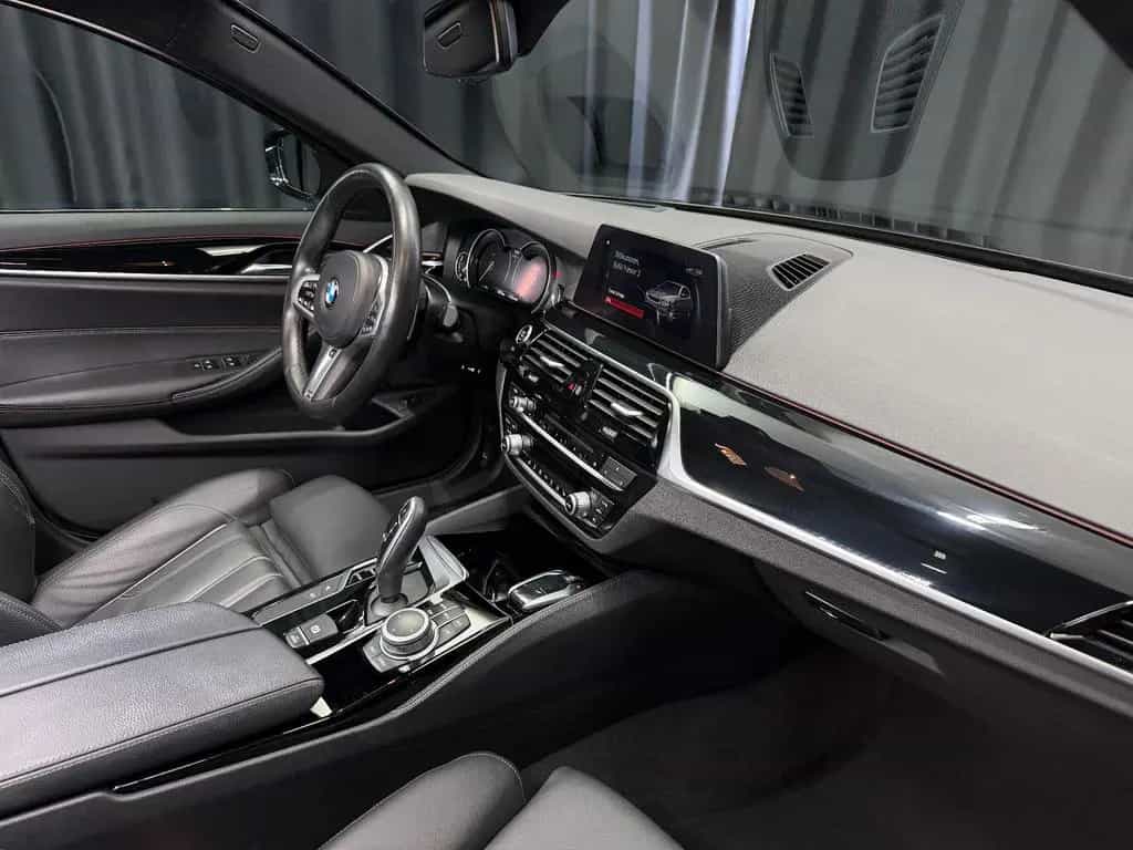 BMW 5 Series 530i Lim xDrive M SPORT|HEAD-UP|360"|NAVI| 12/2019-photo-29