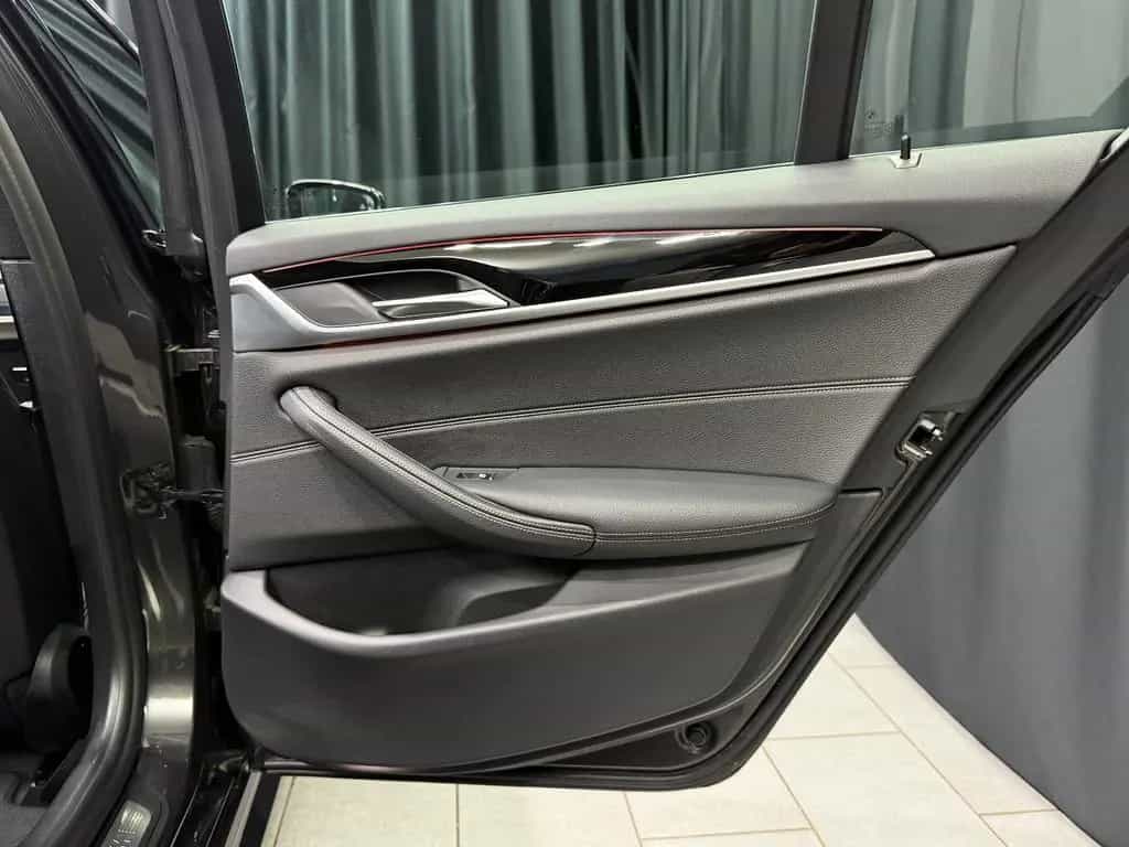 BMW 5 Series 530i Lim xDrive M SPORT|HEAD-UP|360"|NAVI| 12/2019-photo-33