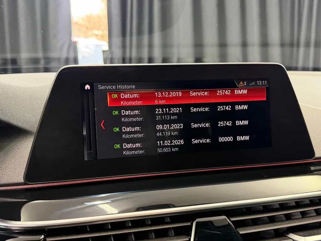 BMW 5 Series 530i Lim xDrive M SPORT|HEAD-UP|360"|NAVI| 12/2019-photo-39