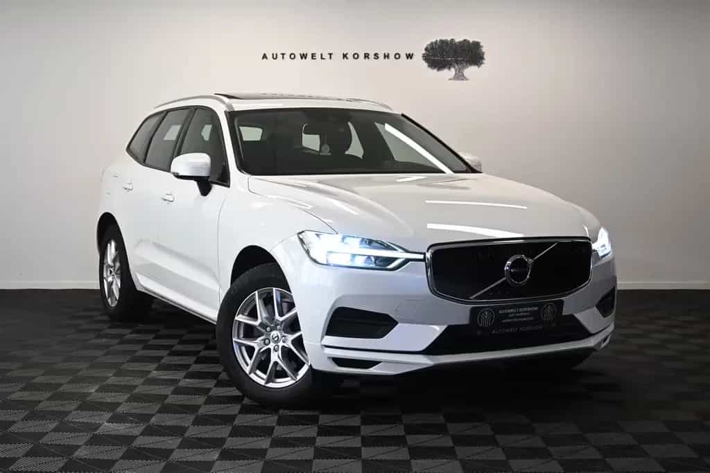 Volvo XC60 Momentum 2WD *LED *PDC *PANO *AHK *VIRTUAL 03/2019-photo-0