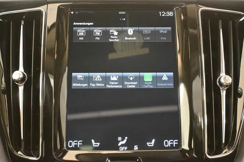 Volvo XC60 Momentum 2WD *LED *PDC *PANO *AHK *VIRTUAL 03/2019-photo-33
