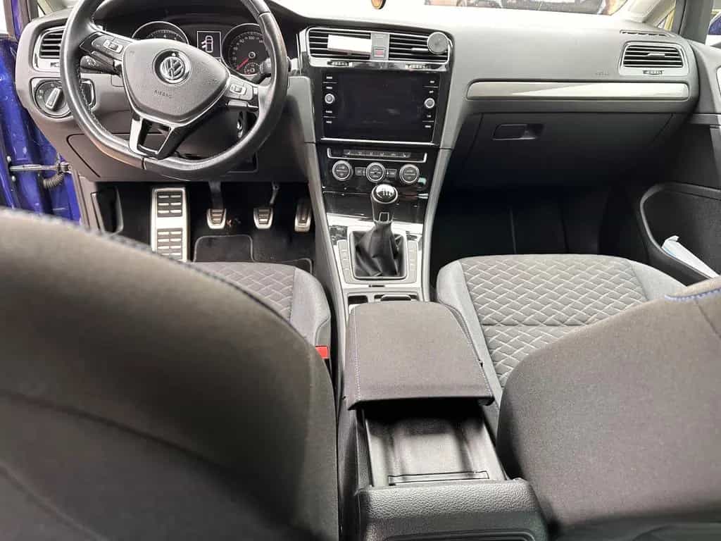 Volkswagen Golf 1.0 TSI Join Join 03/2018-photo-8