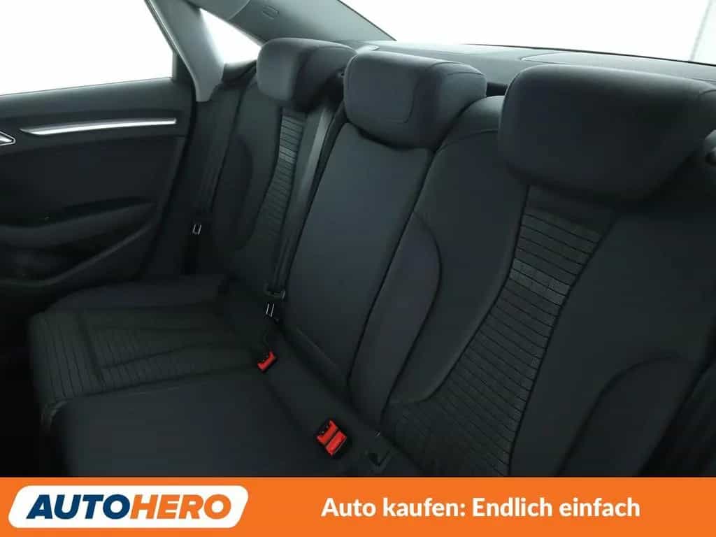 Audi A3 Limousine 1.6 TDI Sport Aut.*XENON*TEMPO*PDC* 01/2019-photo-13