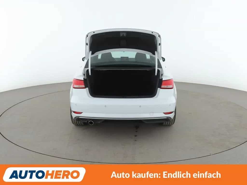 Audi A3 Limousine 1.6 TDI Sport Aut.*XENON*TEMPO*PDC* 01/2019-photo-16