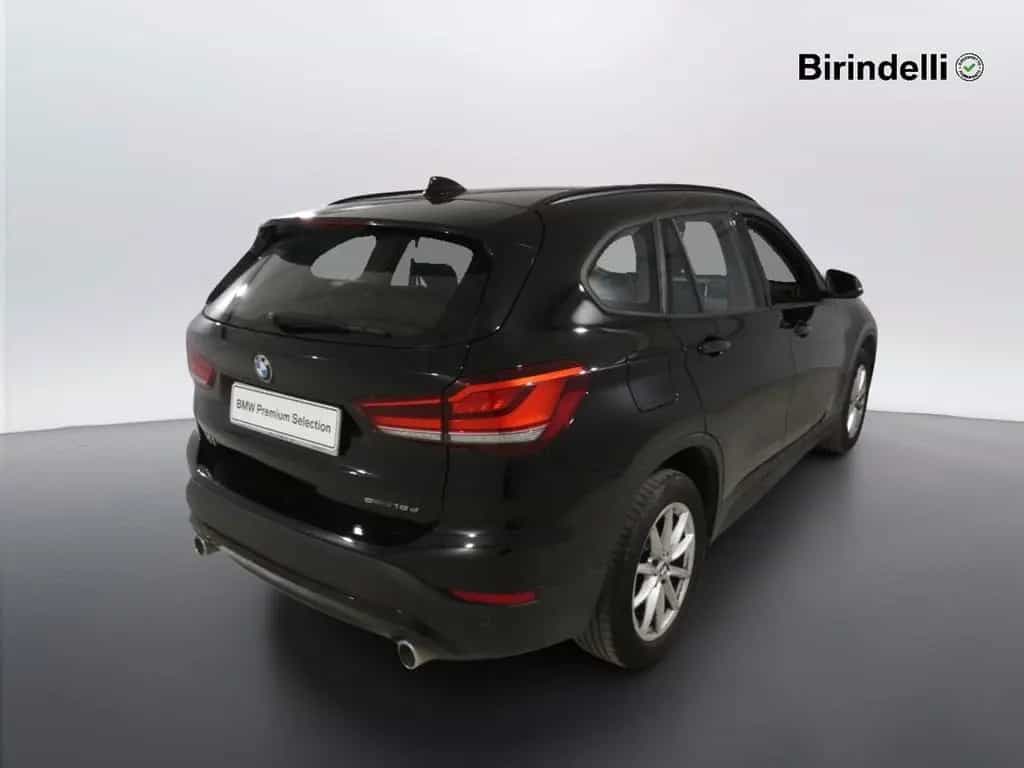 BMW X1 (F48) - X1 sDrive18d Business Advantage 03/2022-photo-2