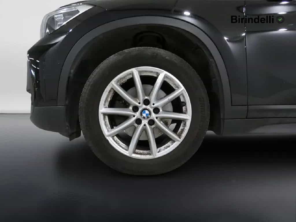 BMW X1 (F48) - X1 sDrive18d Business Advantage 03/2022-photo-6