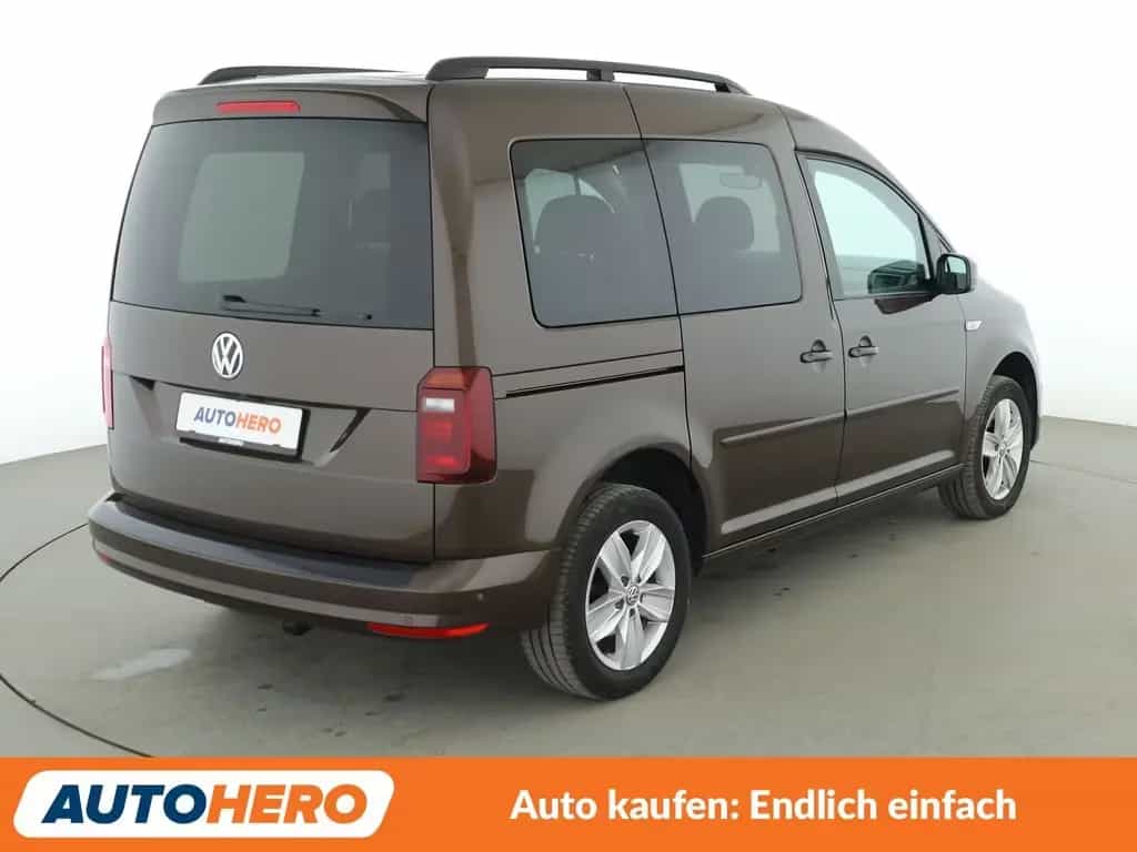 Volkswagen Caddy 1.4 TSI Comfortline BMT Aut.*NAVI*XENON* 05/2017-photo-5