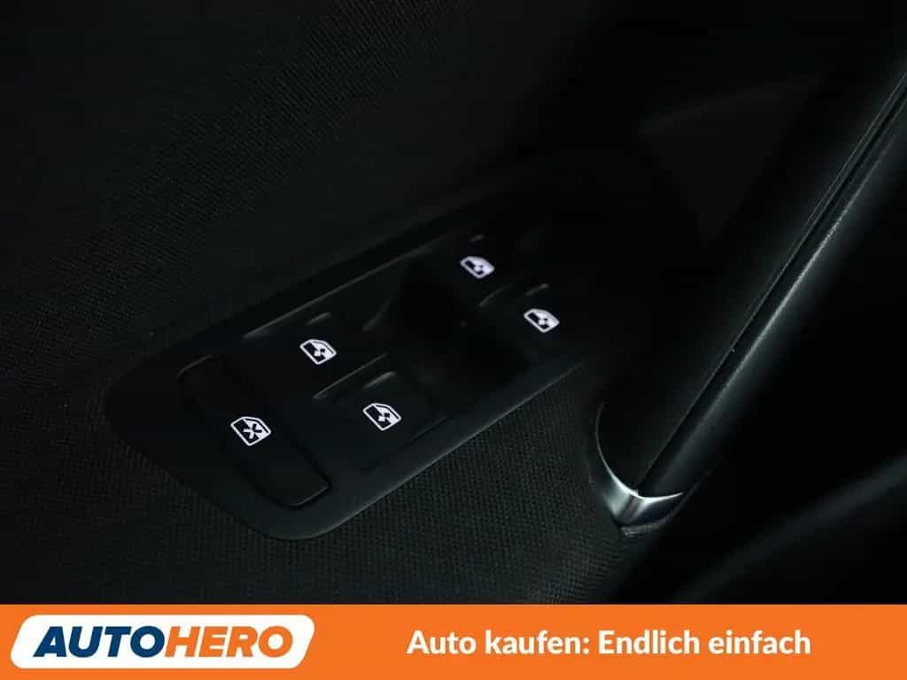 Volkswagen Golf VII 1.4 TSI Comfortline BM*LED*CAM*PDC*SHZ* 09/2017-photo-24