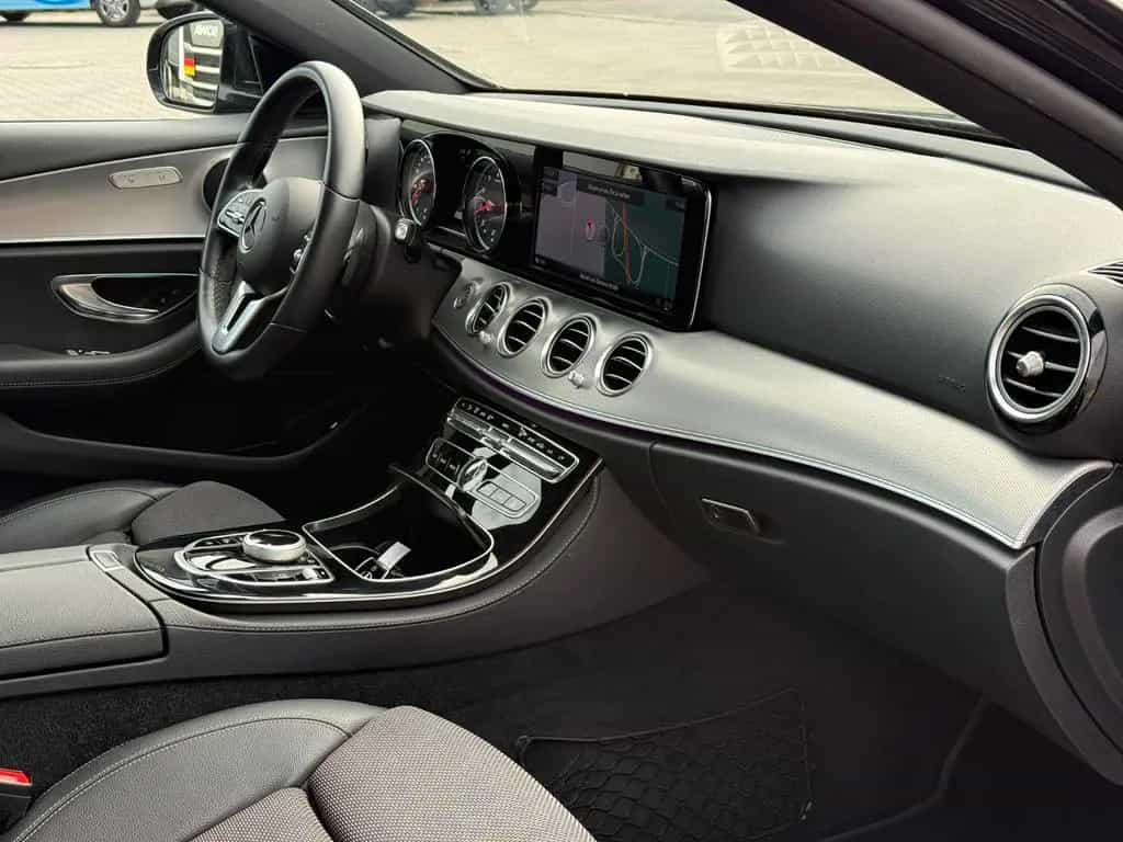Mercedes-Benz E-Class 200*Avantgarde*Keyless*Spurhalteass.*Garantie* 12/2018-photo-20