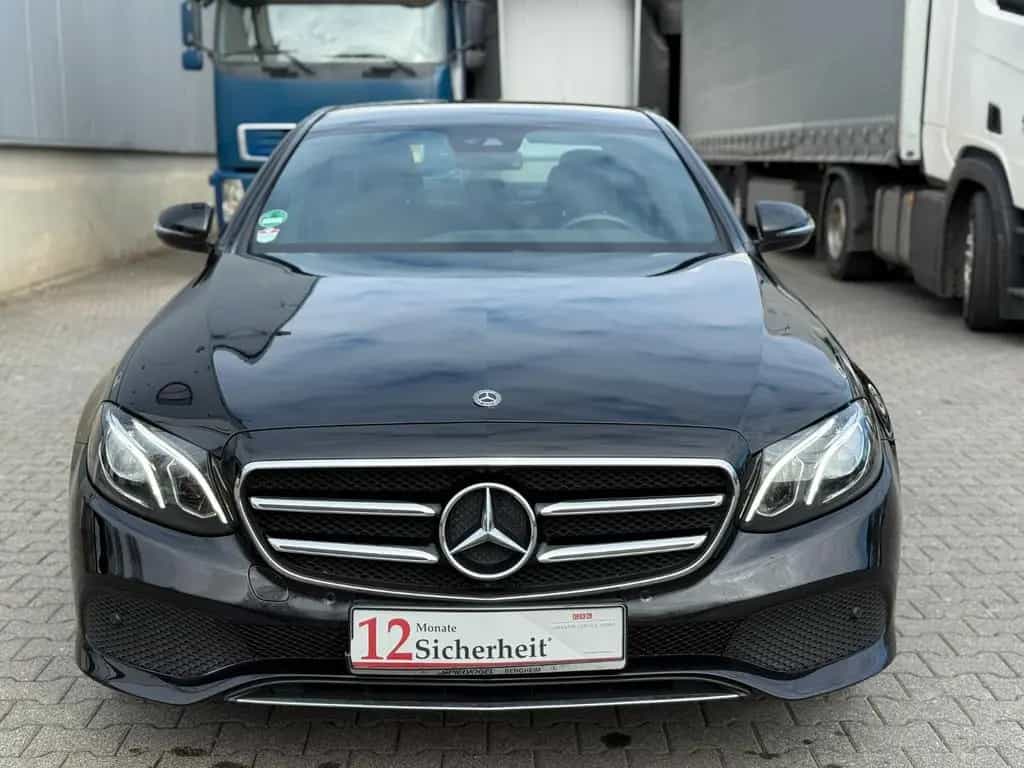 Mercedes-Benz E-Class 200*Avantgarde*Keyless*Spurhalteass.*Garantie* 12/2018-photo-4