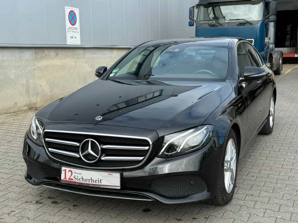 Mercedes-Benz E-Class 200*Avantgarde*Keyless*Spurhalteass.*Garantie* 12/2018-photo-5