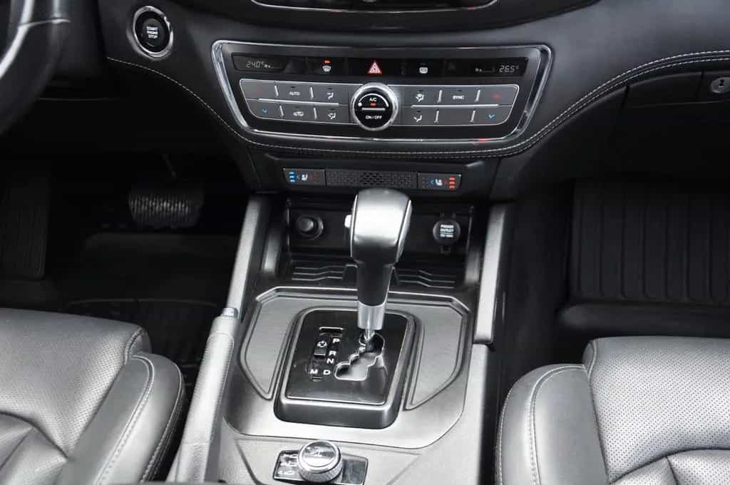 Ssangyong MUSSO Grand Sapphire 4WD NAV-KAM-AHK-HARDTOP 04/2020-photo-24