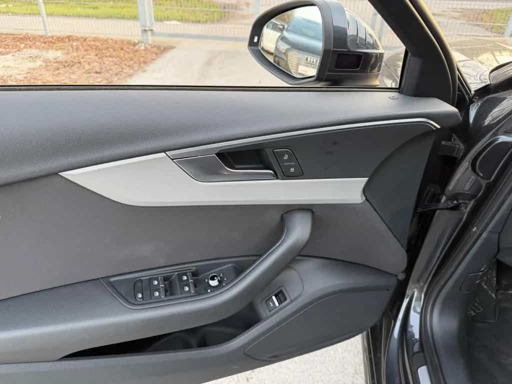 Audi A4 Avant 40 TDI advanced Virtual Optik schwarz 02/2023-photo-11