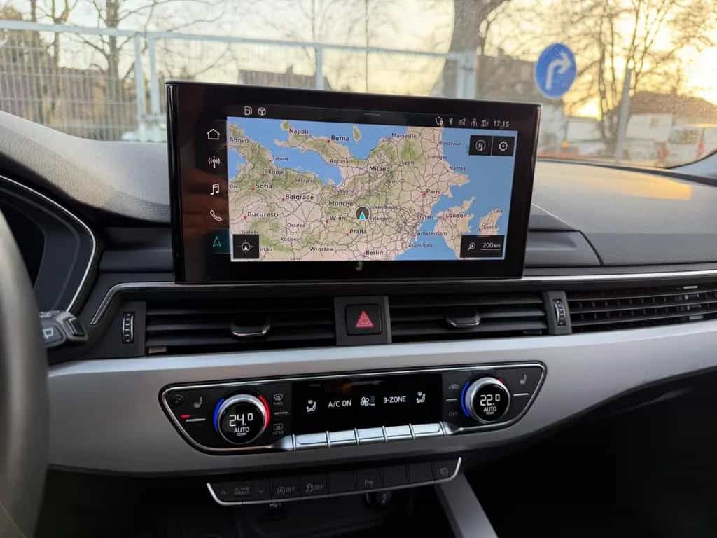Audi A4 Avant 40 TDI advanced Virtual Optik schwarz 02/2023-photo-16