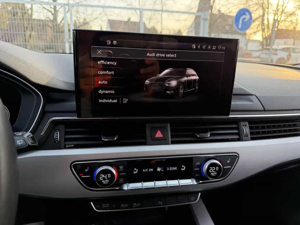 Audi A4 Avant 40 TDI advanced Virtual Optik schwarz 02/2023-photo-17