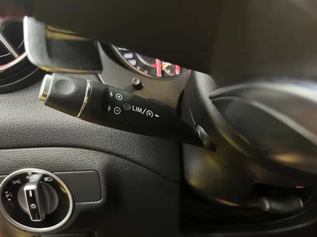 Mercedes-Benz CLA-Class 45 AMG 4Matic MwSt+H&K+BI-Xenon+Keyless+Pano 03/2016-photo-29