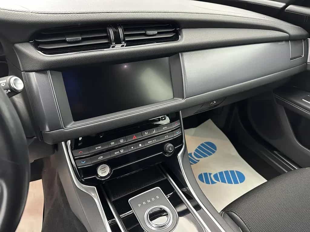 Jaguar XF R-Sport AWD "NAVI-CAM-MULTI-SITZH-PDC-ALU" 10/2017-photo-17