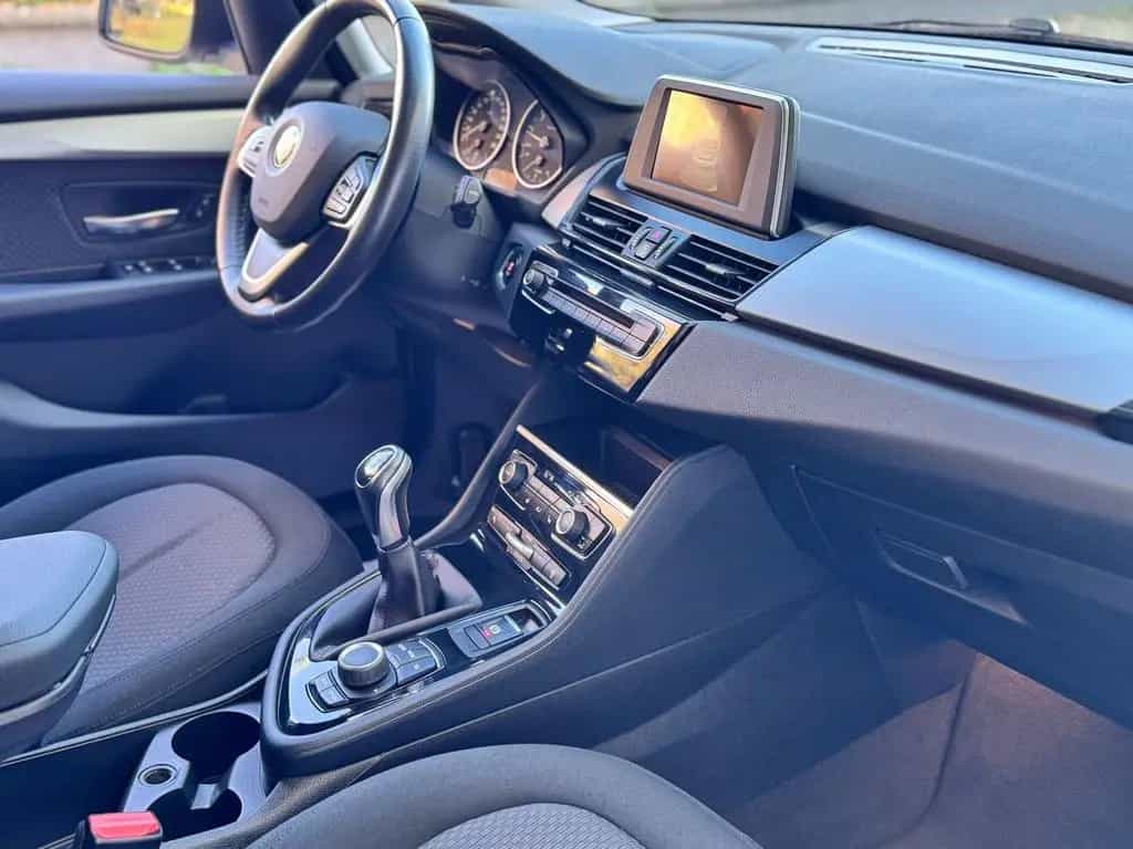 BMW 2 Series 220 Active Tourer Advantage*Garantie*TÜVneu*LED* 02/2017-photo-22