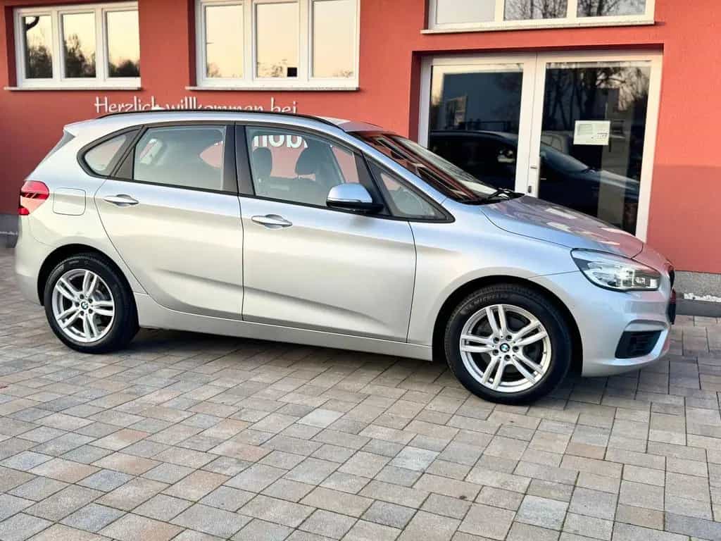 BMW 2 Series 220 Active Tourer Advantage*Garantie*TÜVneu*LED* 02/2017-photo-6