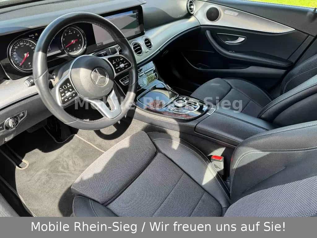 Mercedes-Benz E-Class 200 T Avantgarde *LED*Navi*STHZ* 11/2018-photo-17