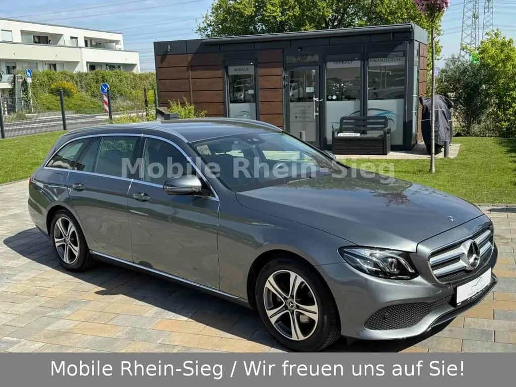 Mercedes-Benz E-Class 200 T Avantgarde *LED*Navi*STHZ* 11/2018-photo-2