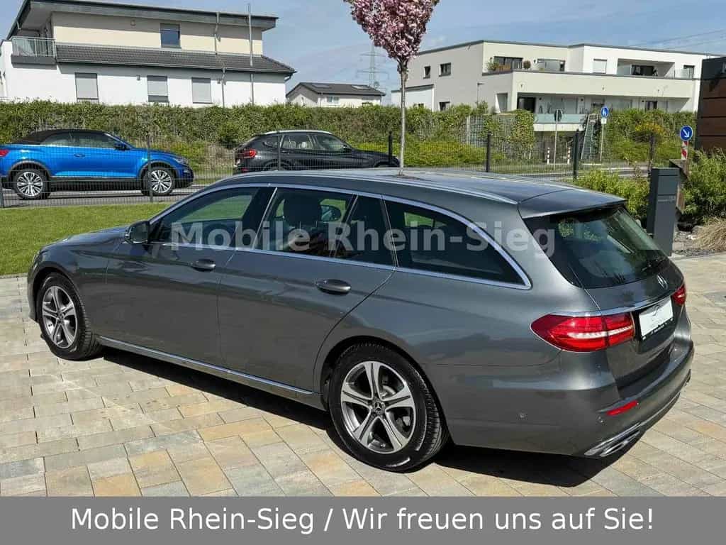 Mercedes-Benz E-Class 200 T Avantgarde *LED*Navi*STHZ* 11/2018-photo-3