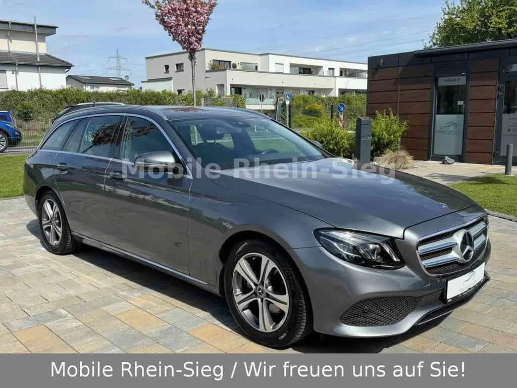 Mercedes-Benz E-Class 200 T Avantgarde *LED*Navi*STHZ* 11/2018-photo-8