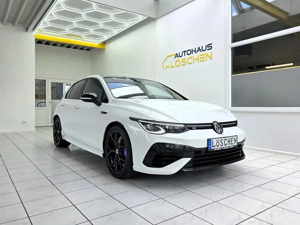 Volkswagen Golf VIII Limo R BlackStyle Pano Akrapovic H&K 11/2023-photo-0