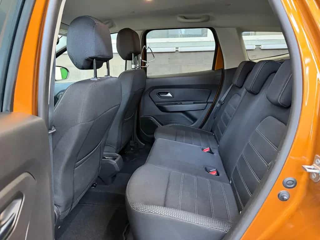 Dacia Duster 5 J. Garantie LED CAM NAVI AHK SHZ 360 12/2019-photo-15