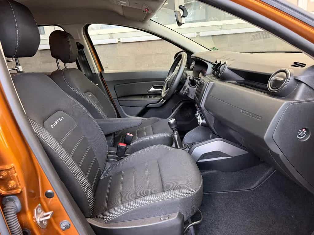 Dacia Duster 5 J. Garantie LED CAM NAVI AHK SHZ 360 12/2019-photo-22