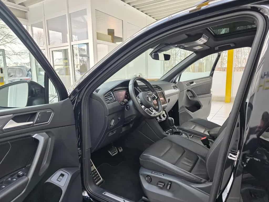 Volkswagen Tiguan Allspace R-Line 4Motion Black Style Pano 10/2021-photo-9
