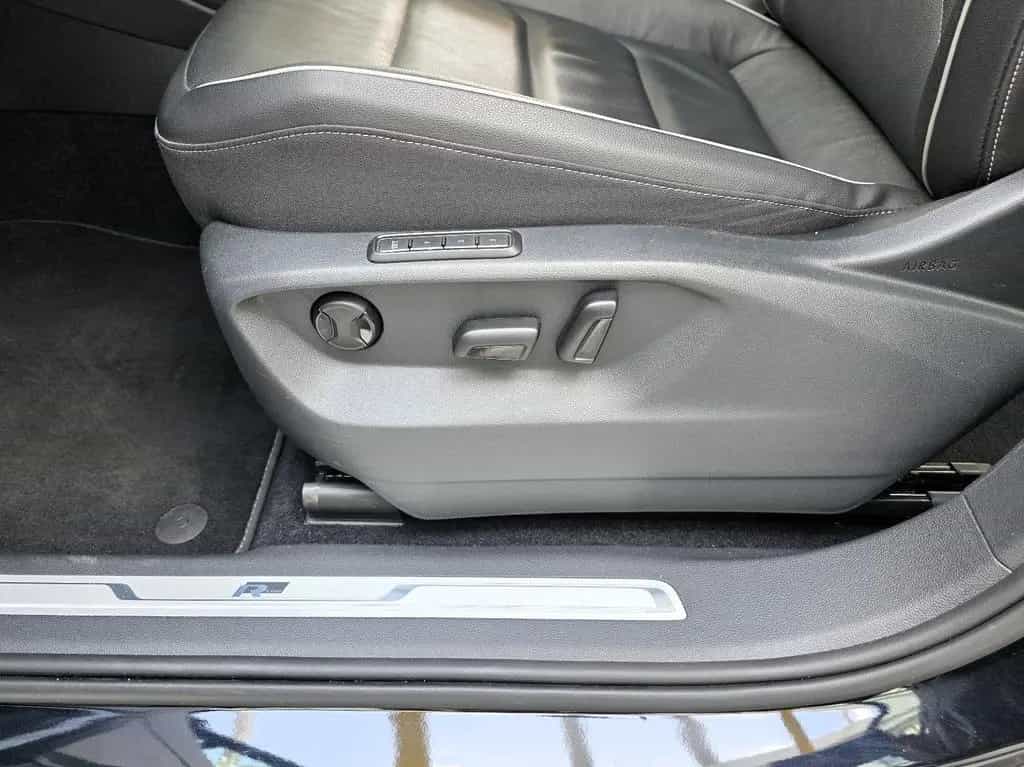 Volkswagen Tiguan Allspace R-Line 4Motion Black Style Pano 10/2021-photo-10