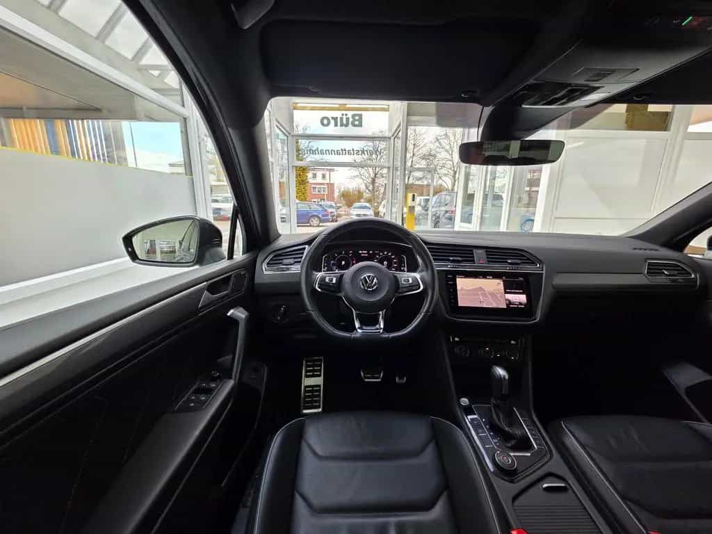 Volkswagen Tiguan Allspace R-Line 4Motion Black Style Pano 10/2021-photo-20