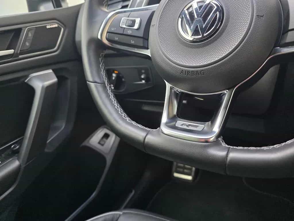 Volkswagen Tiguan Allspace R-Line 4Motion Black Style Pano 10/2021-photo-22