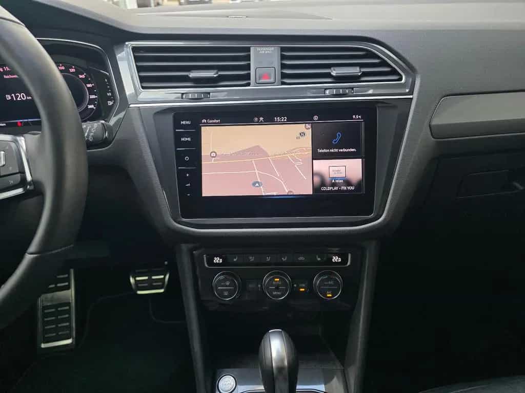Volkswagen Tiguan Allspace R-Line 4Motion Black Style Pano 10/2021-photo-23