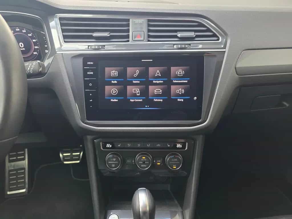 Volkswagen Tiguan Allspace R-Line 4Motion Black Style Pano 10/2021-photo-24