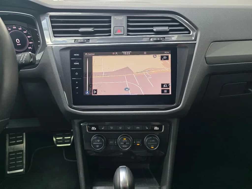 Volkswagen Tiguan Allspace R-Line 4Motion Black Style Pano 10/2021-photo-28