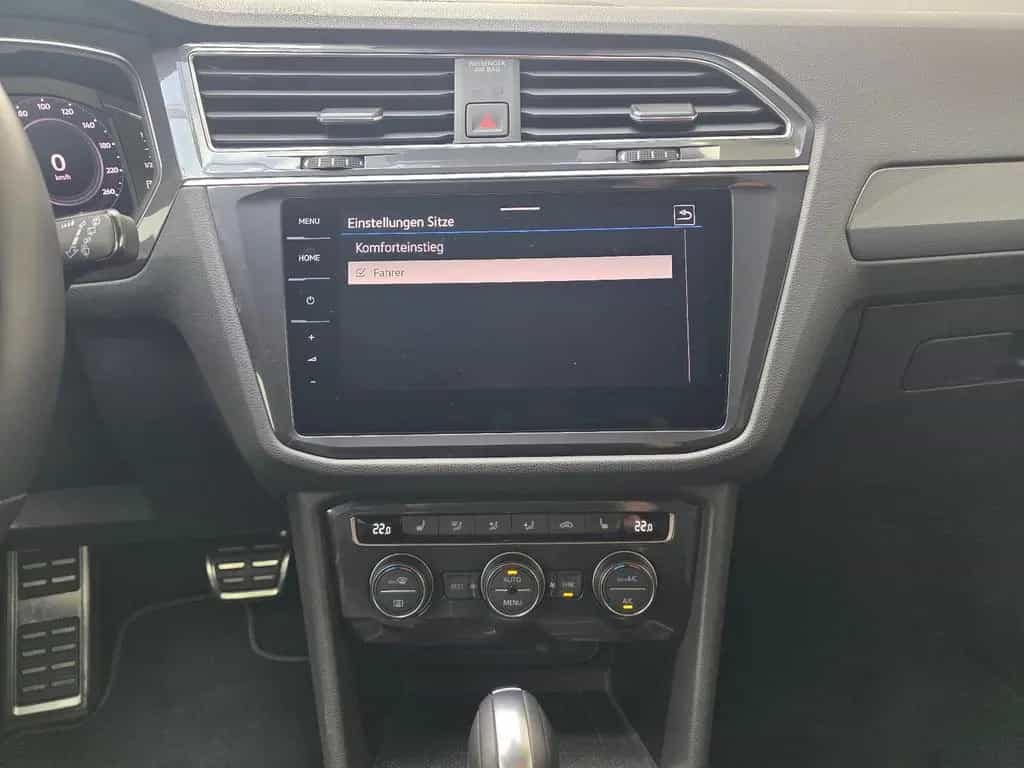 Volkswagen Tiguan Allspace R-Line 4Motion Black Style Pano 10/2021-photo-33