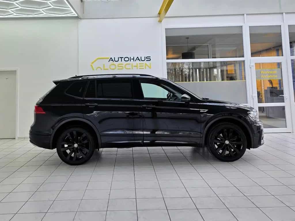Volkswagen Tiguan Allspace R-Line 4Motion Black Style Pano 10/2021-photo-5