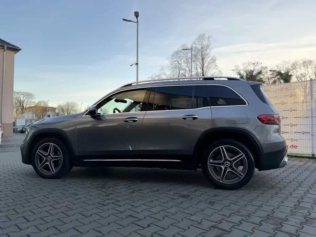 Mercedes-Benz GLB-Class 200 AMG / 7 Sitze / PANO / MBUX / 0% Finanz. 12/2021-photo-22