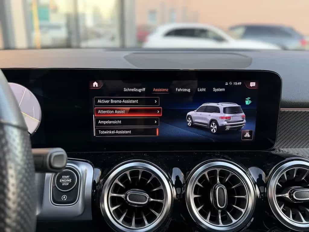 Mercedes-Benz GLB-Class 200 AMG / 7 Sitze / PANO / MBUX / 0% Finanz. 12/2021-photo-28
