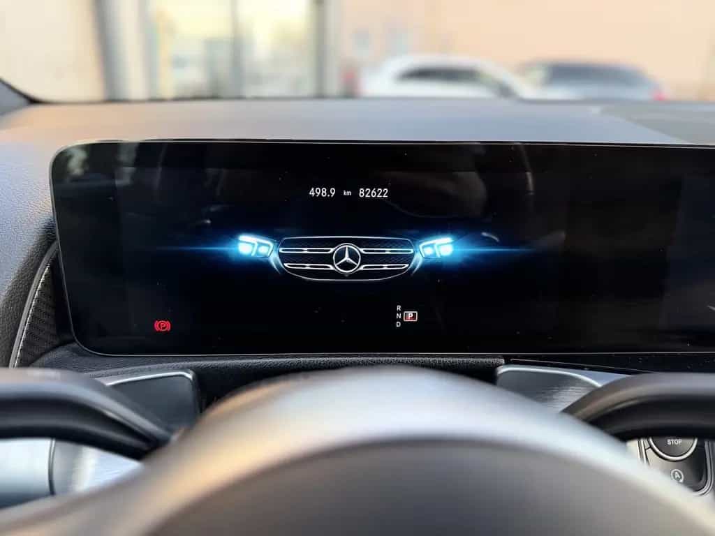 Mercedes-Benz GLB-Class 200 AMG / 7 Sitze / PANO / MBUX / 0% Finanz. 12/2021-photo-5