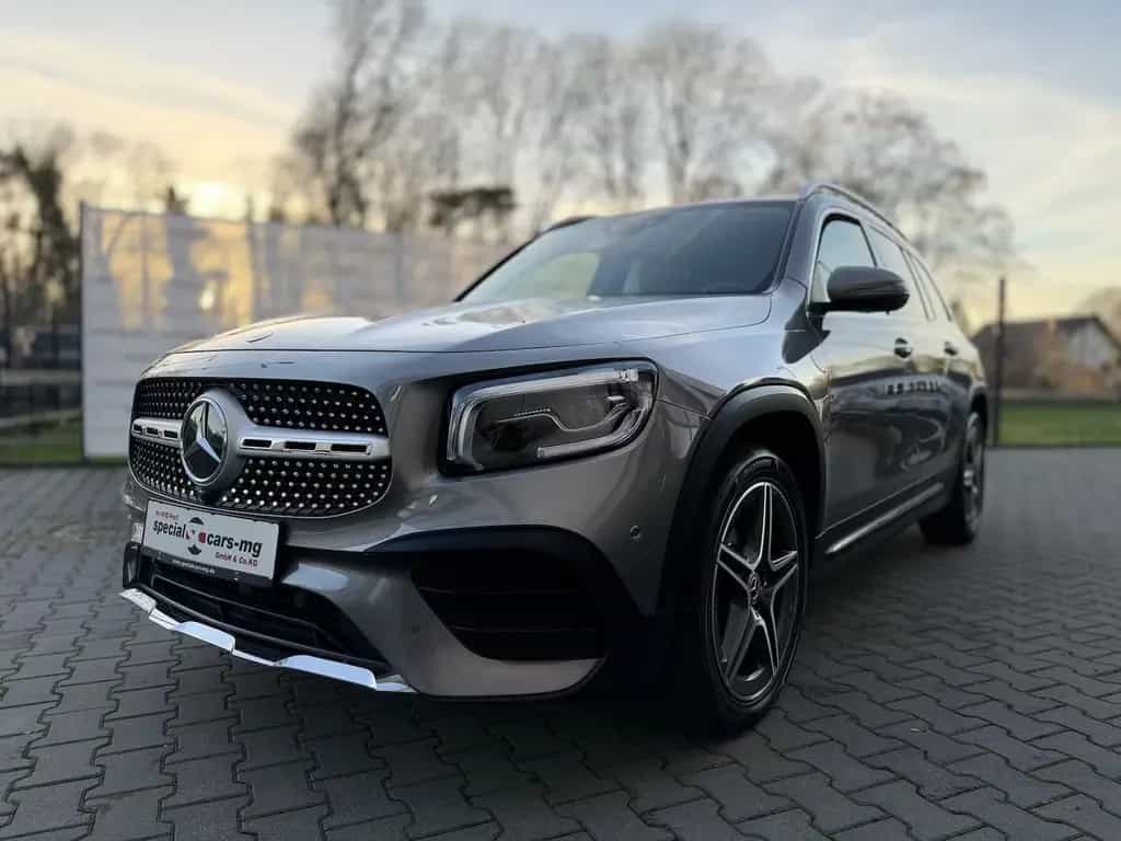 Mercedes-Benz GLB-Class 200 AMG / 7 Sitze / PANO / MBUX / 0% Finanz. 12/2021-photo-7