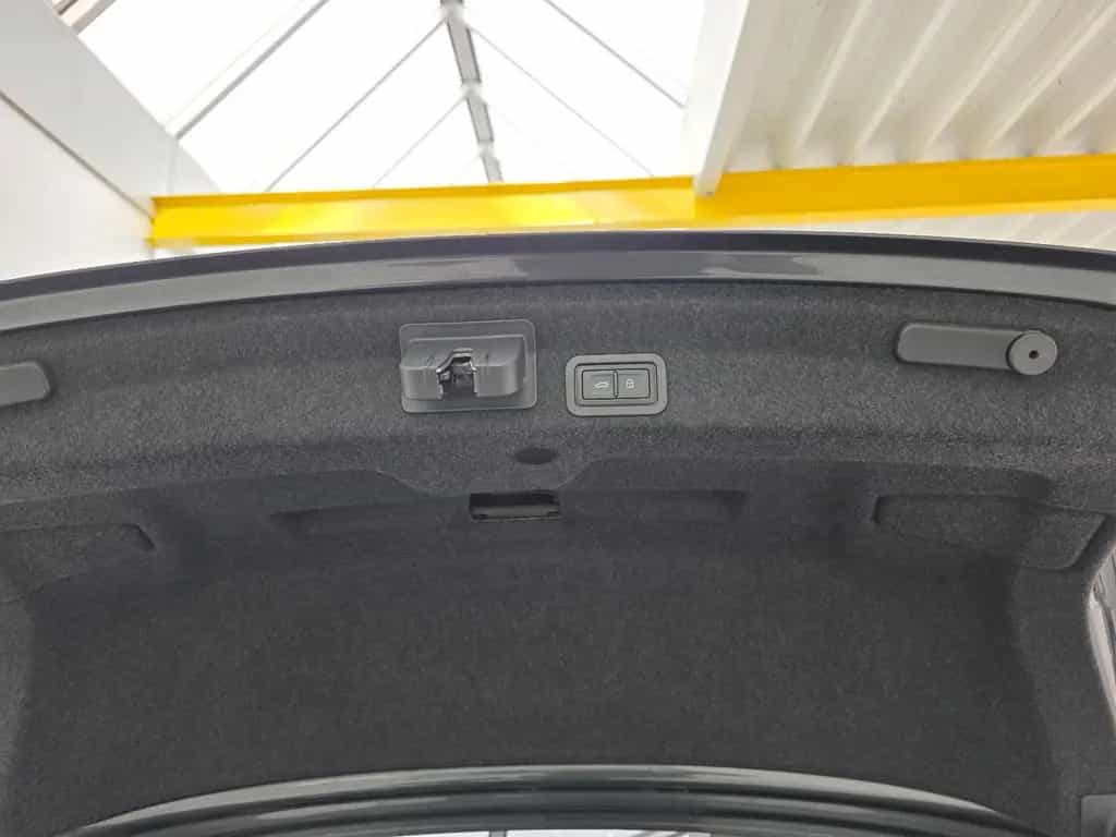 Audi A6 Limo 55TFSI quattro sport S Line Standheizung 07/2022-photo-14